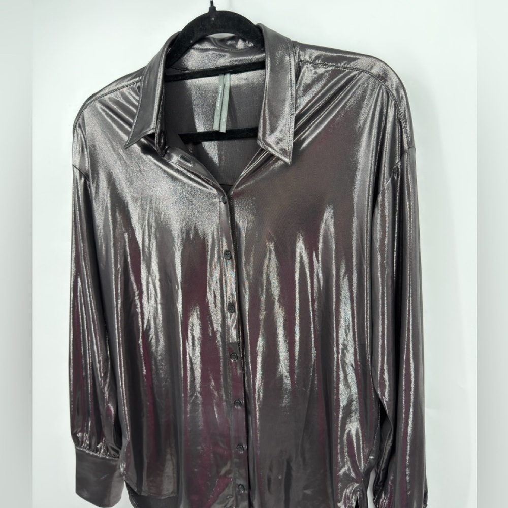 Anthropologie Metallic Button Front Blouse Shimmer Long Sleeve Top Size XS - Picture 4 of 5